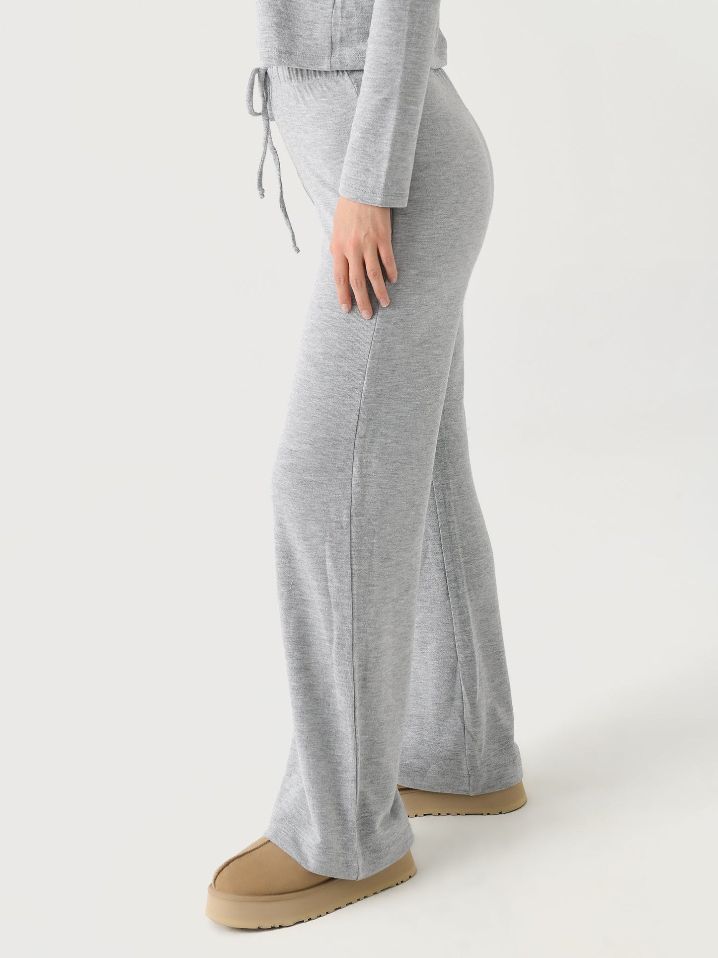 DONNI. Women's The Sweater Wide Leg Pant