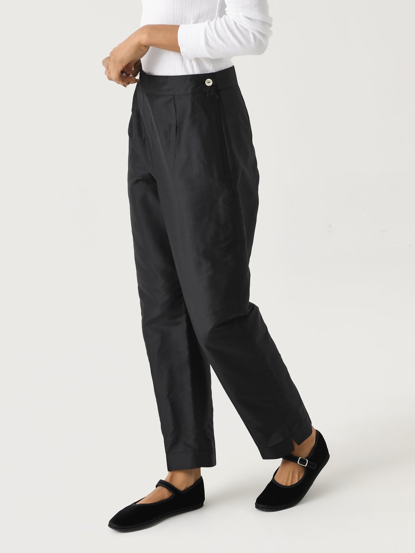 DONNI. Women's The Taffeta Cigarette Pant