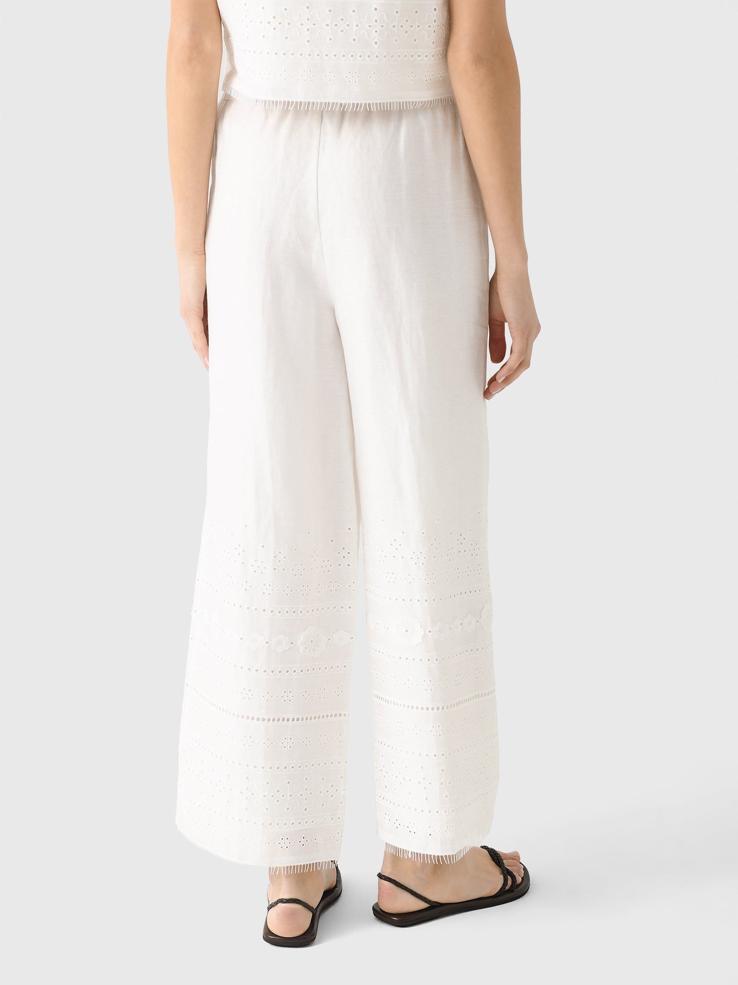 AJE Women's Cloud Embroidered Pant