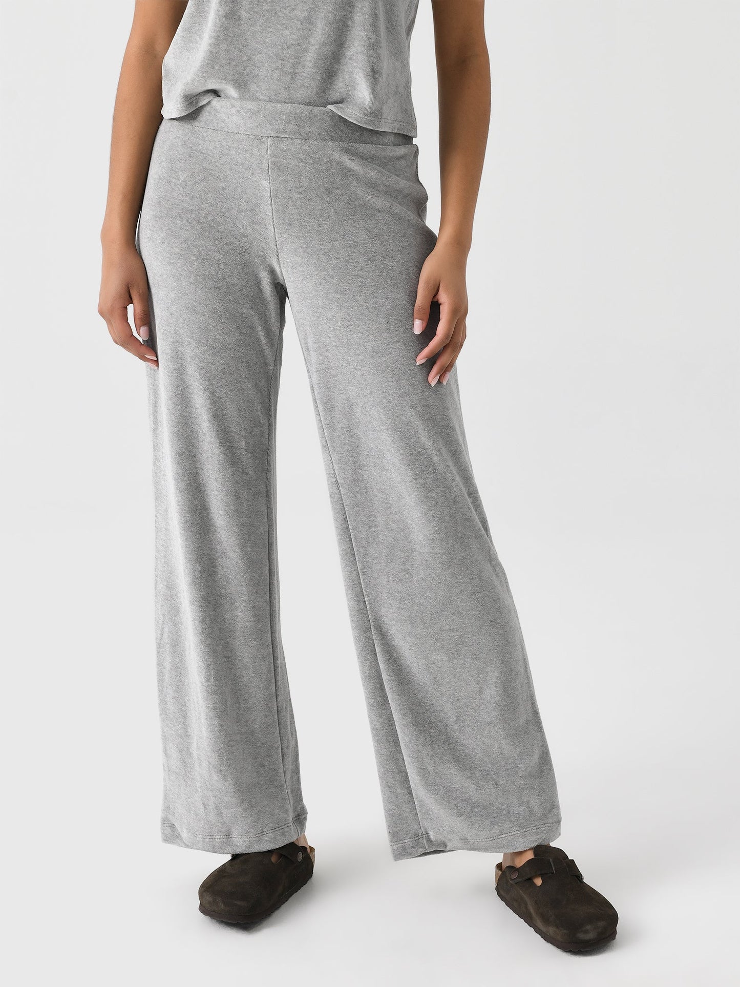 Perfect White Tee Women's Holly Velour Sweatpant