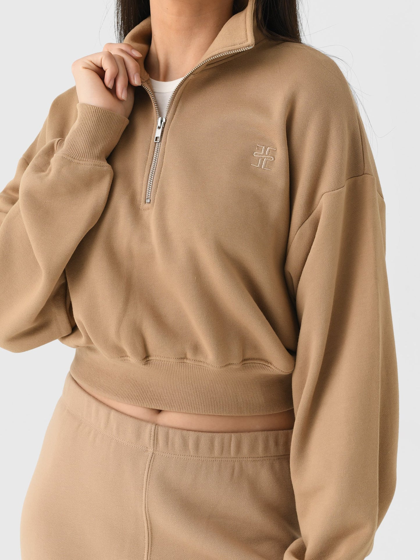 Eterne Women's Cropped Half-Zip Sweatshirt