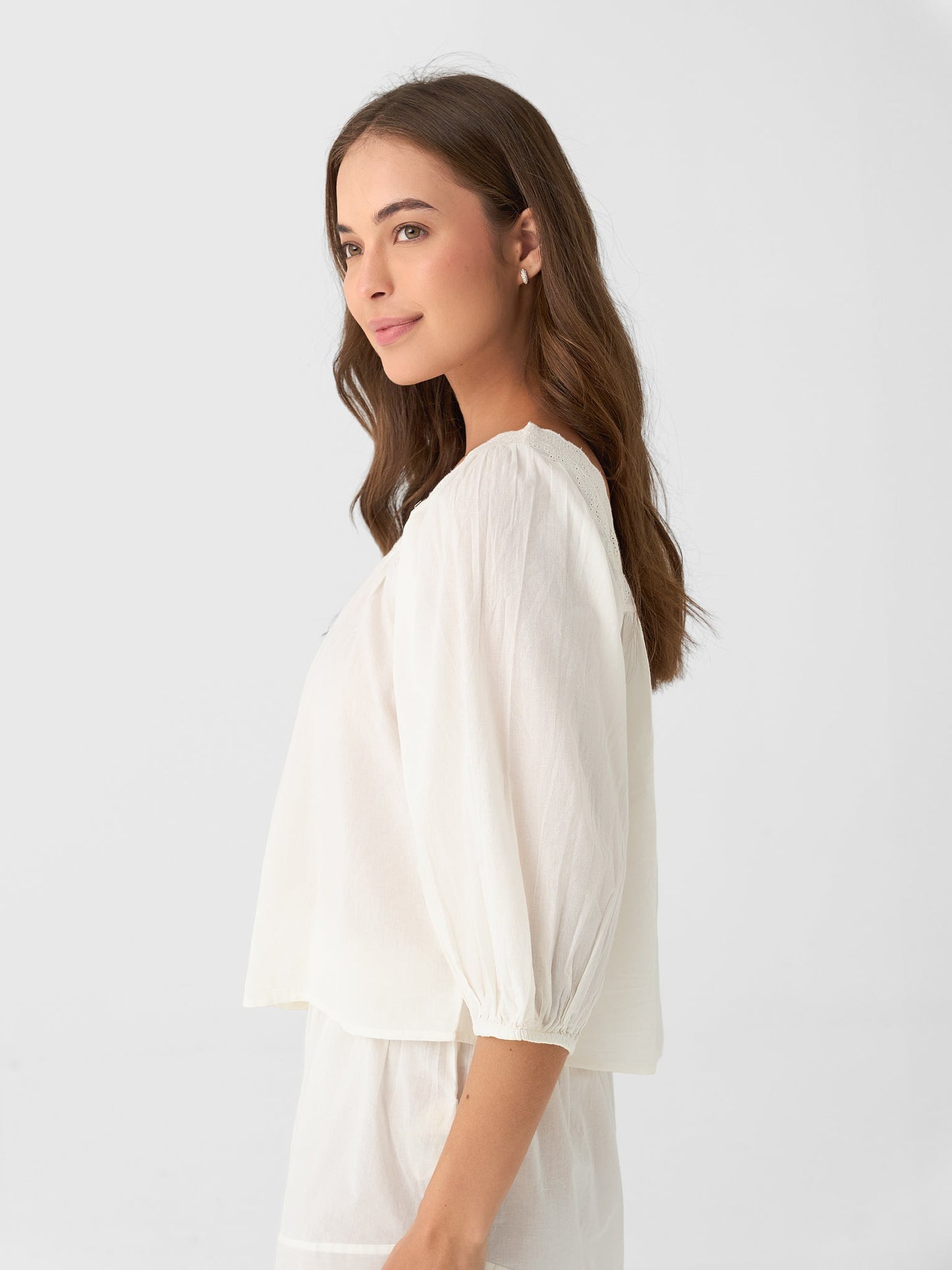The Great Women's The Eyelet Button Sleep Top