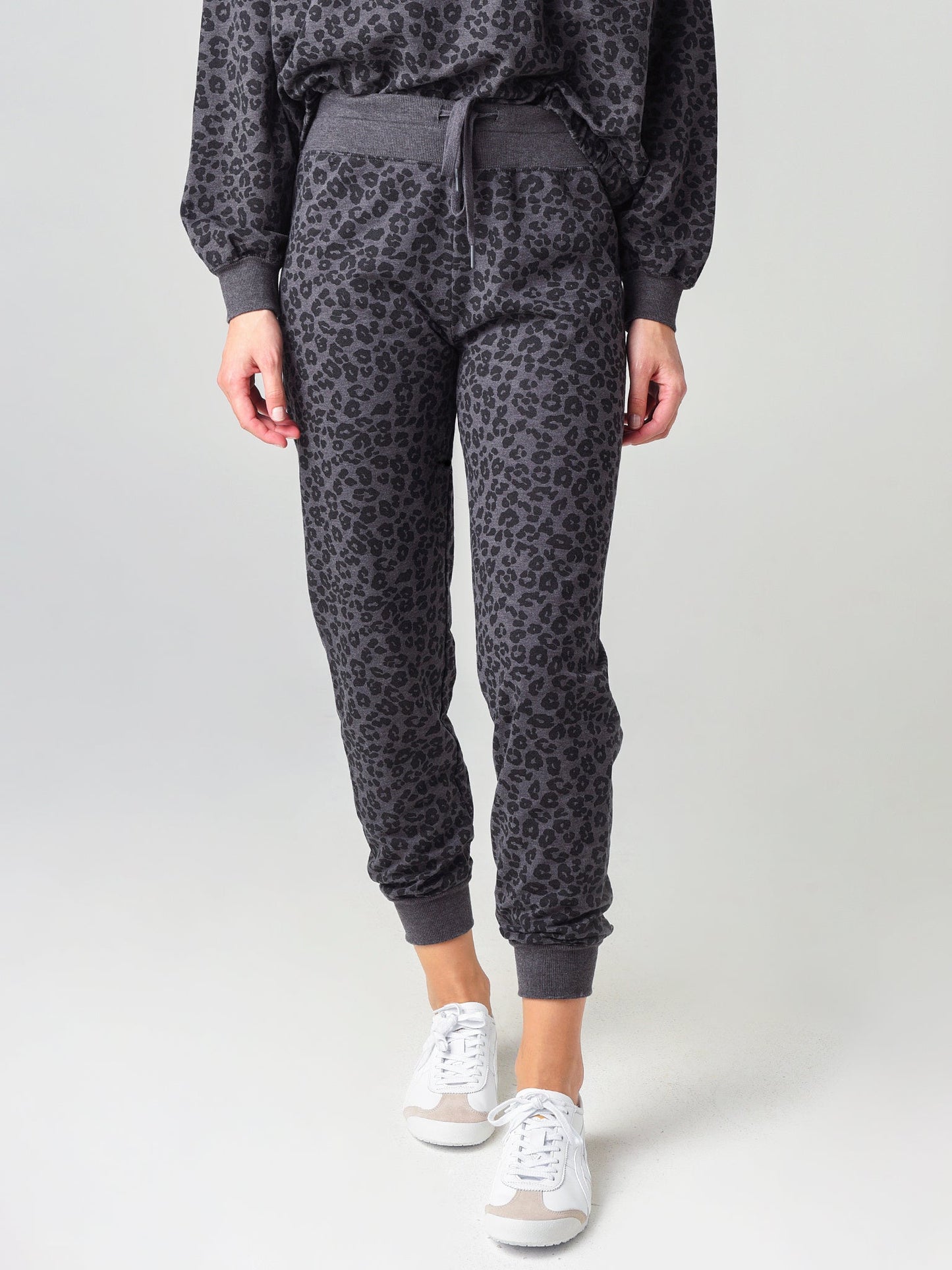 Z Supply Women's Ava Leopard Jogger Sweatpant