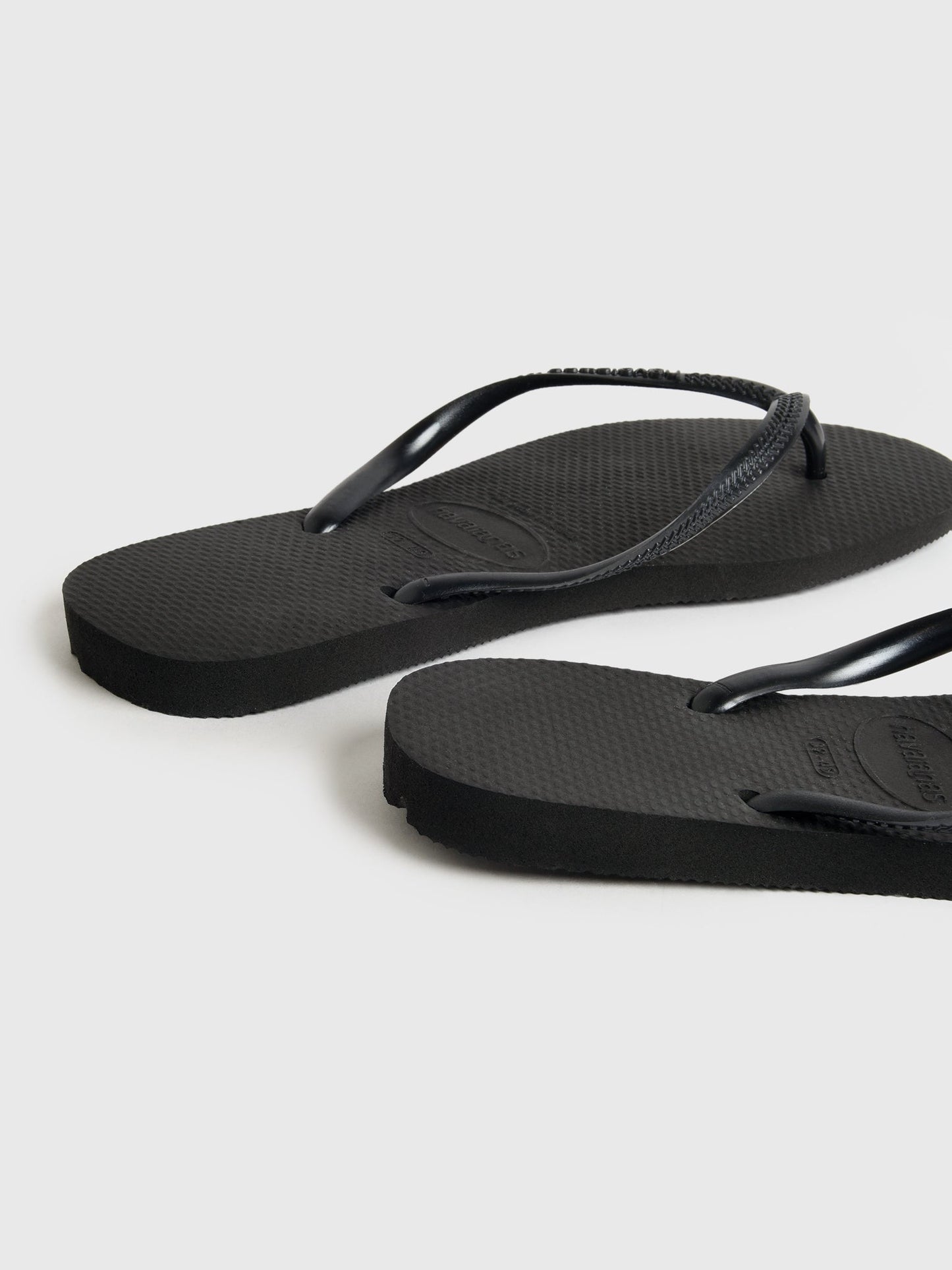 Havaianas Women's Slim Flip Flop