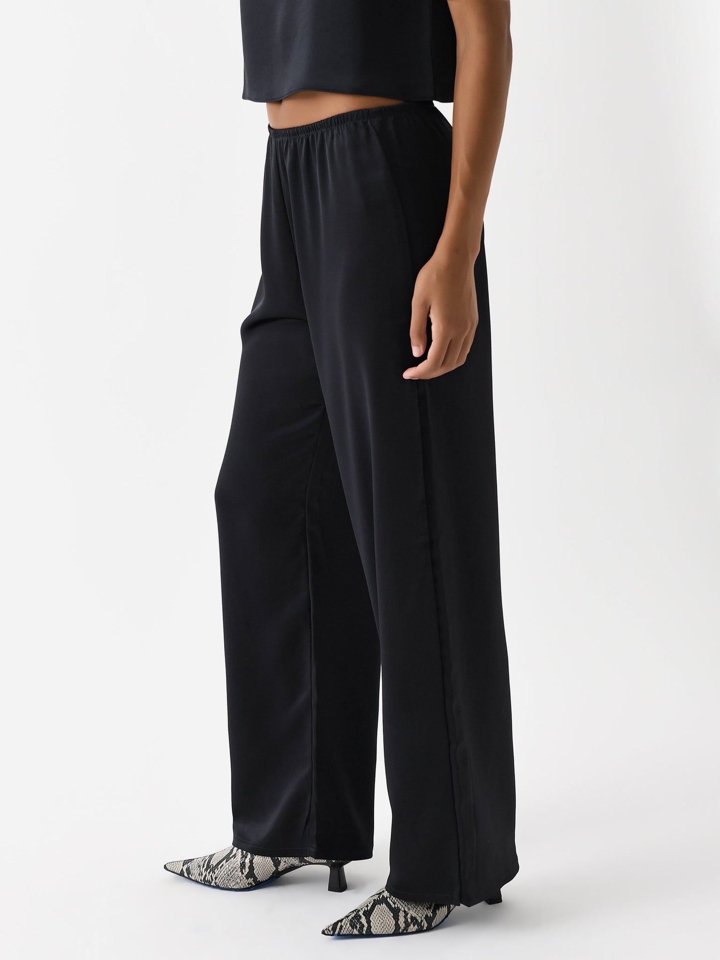 Leset Women's Barb Wide Leg Pant