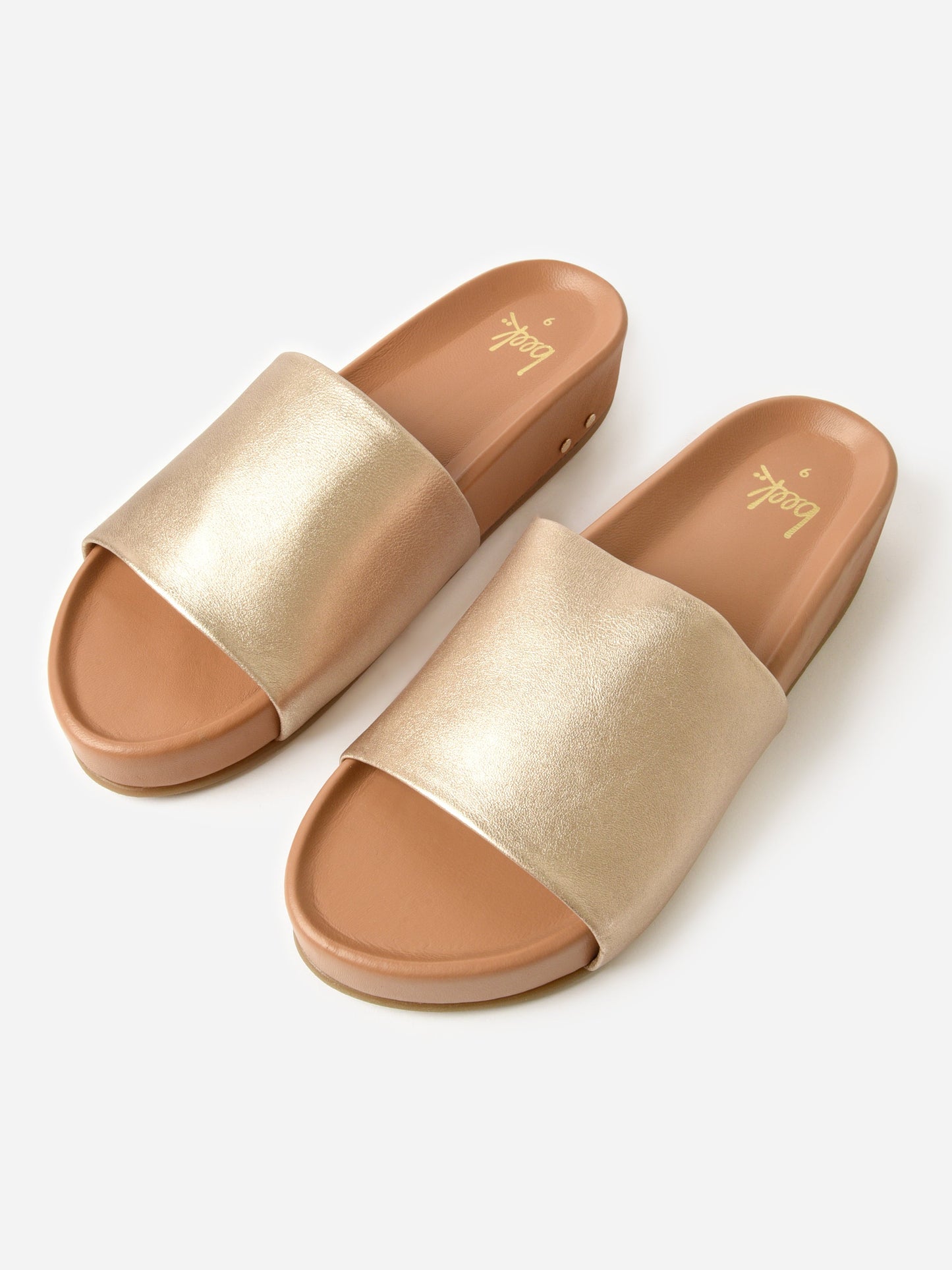 Beek Women's Pelican Leather Platform Sandal